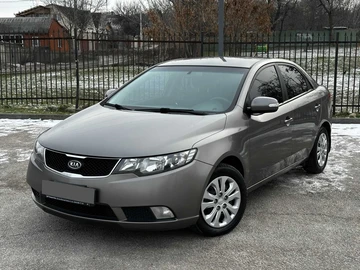 Авто KIA Cerato Forte  2009 № 8462843