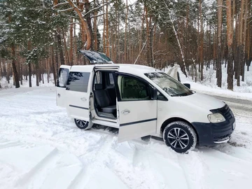 Авто Volkswagen Caddy 2006 № 8462880