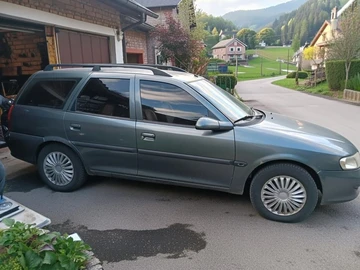 Авто Opel Vectra 1998 № 8462953