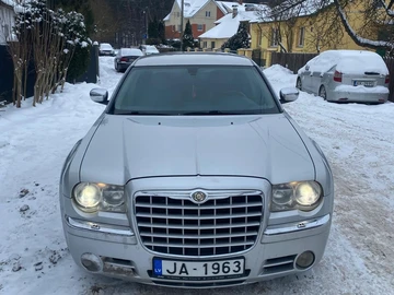 Авто Chrysler 300C 2006 № 8462957