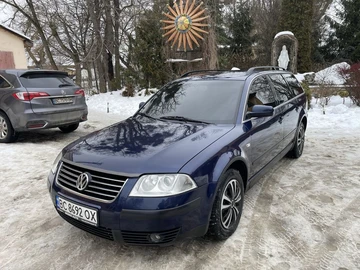 Авто Volkswagen Passat Variant 2001 № 8462971