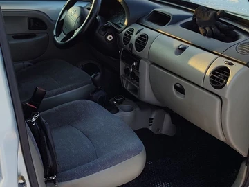 Авто Nissan Kubistar 2004 № 8463126