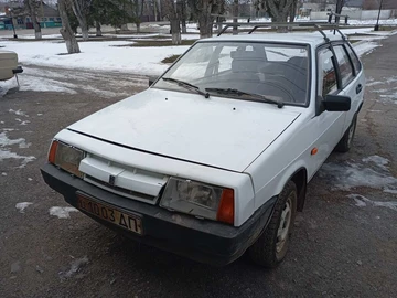 Авто ВАЗ 2109 1990 № 8463192