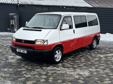 Авто Volkswagen Transporter 2000 № 8463207