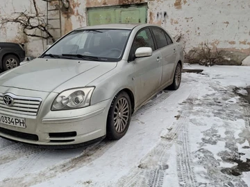 Авто Toyota Avensis 2004 № 8463293