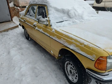 Авто Mercedes W123 1977 № 8463333