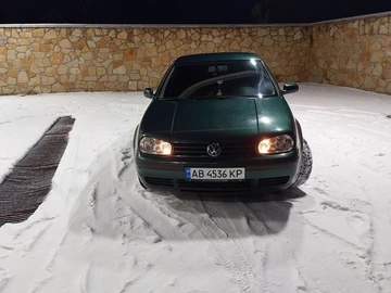 Авто Volkswagen Golf 1999 № 8463494