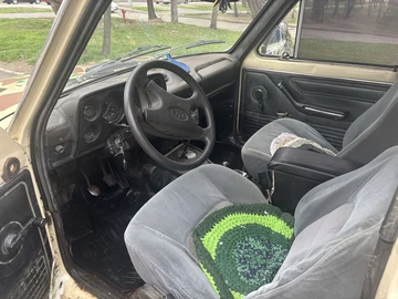 Авто ВАЗ 2121 1983 № 8463495