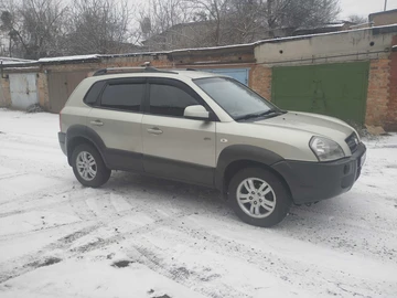 Авто Hyundai Tucson 2007 № 8463797