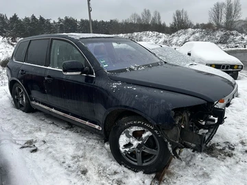 Авто Volkswagen Touareg 2005 № 8463919