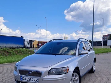 Авто Volvo V50 2006 № 8463952