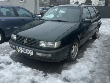 Авто Volkswagen Passat Variant 1996 № 8464271