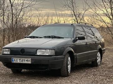 Авто Volkswagen Passat Variant 1991 № 8464319