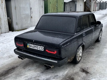 Авто ВАЗ 2107 1996 № 8464596