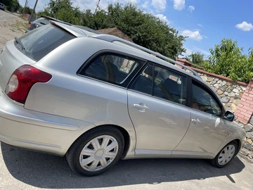 Авто Toyota Avensis 2003 № 8464659