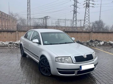Авто Skoda Superb 2002 № 8464736