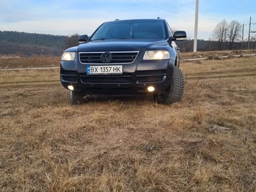 Авто Volkswagen Touareg 2005 № 8464787
