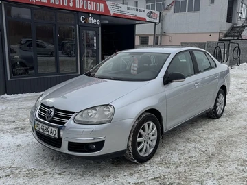 Авто Volkswagen Jetta 2014 № 8464924