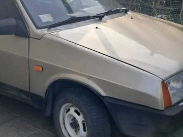 Авто ВАЗ 21099 1997 № 8465061