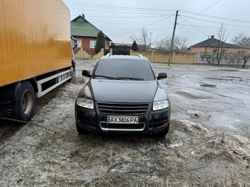 Авто Volkswagen Touareg 2006 № 8465089
