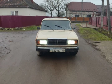 Авто ВАЗ 2107 1981 № 8465111