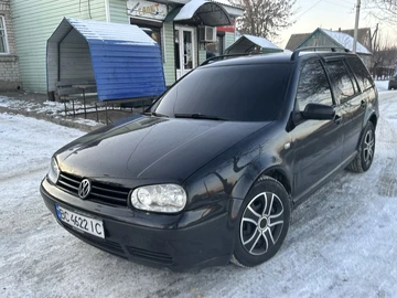 Авто Volkswagen Golf 2001 № 8465178