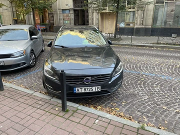 Авто Volvo V60 2014 № 8465494
