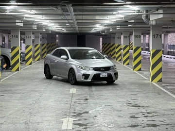 Авто KIA Cerato Forte  2010 № 8465518