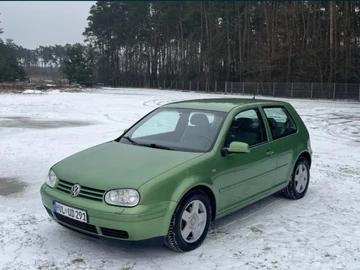 Авто Volkswagen Golf 2003 № 8465573