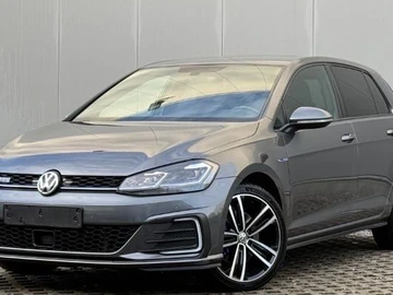 Авто Volkswagen Golf 2018 № 8465644