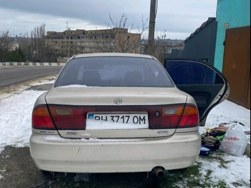 Авто Mazda 323 1995 № 8465694