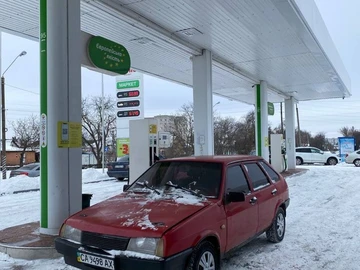 Авто ВАЗ 2109 1992 № 8465902