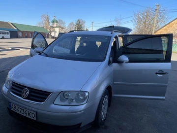 Авто Volkswagen Touran 2006 № 8466126