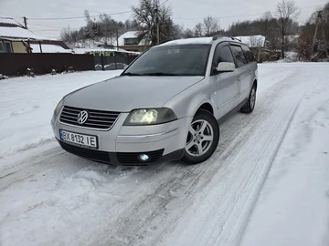 Авто Volkswagen Passat Variant 2000 № 8466127