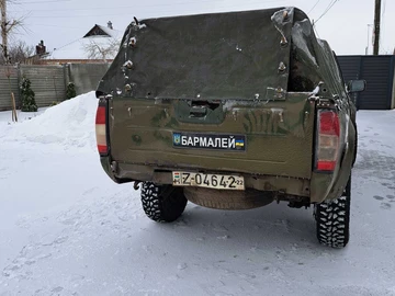 Авто Nissan Navara 2004 № 8466210