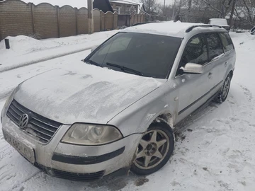 Авто Volkswagen Passat Hatchback 2002 № 8466344