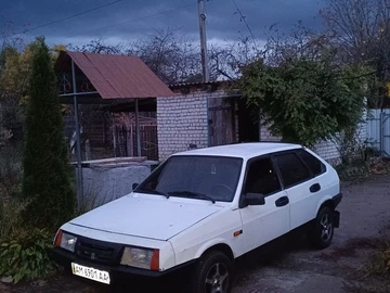 Авто ВАЗ 2109 1991 № 8466463