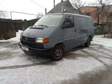 Авто Volkswagen Transporter 1999 № 8466697