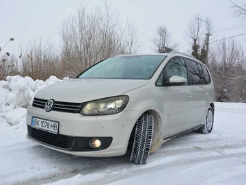 Авто Volkswagen Touran 2010 № 8466721