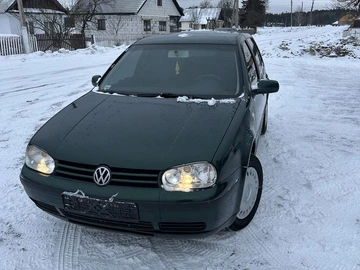 Авто Volkswagen Golf 1999 № 8466771