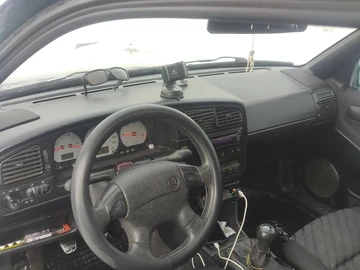 Авто Volkswagen Passat Variant 1996 № 8467202
