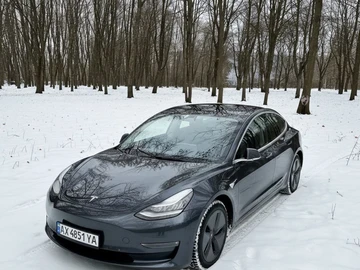 Авто Tesla Model 3 2019 № 8467352