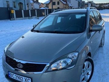 Авто KIA Cee X27 D 2011 № 8467389