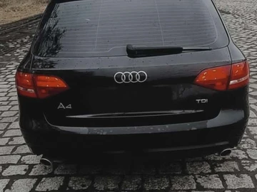 Авто Audi A4 2015 № 8467477