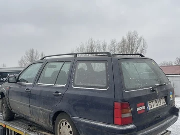 Авто Volkswagen Golf 1996 № 8467486