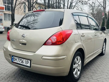 Авто Nissan Tiida 2011 № 8467526