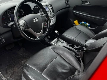 Авто Hyundai I30 2007 № 8467610