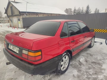 Авто Volkswagen Passat Variant 1991 № 8467627