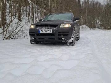 Авто Volkswagen Touareg 2005 № 8467951