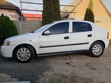 Авто Opel Astra 2004 № 8468033
